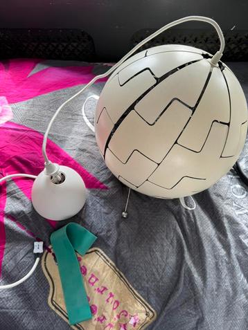 IKEA Lamp te koop beschikbaar voor biedingen