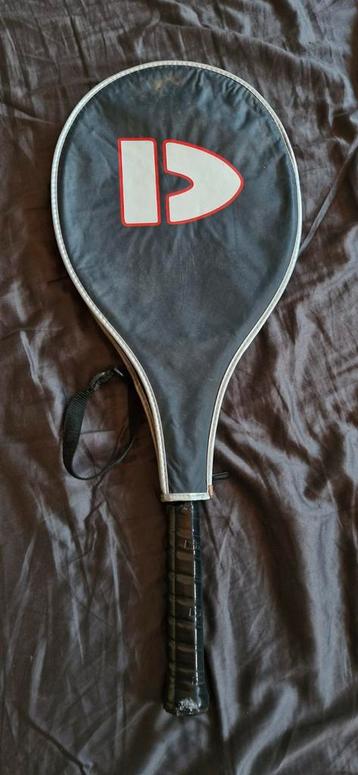 Donnay Tennis Racket met Hoes beschikbaar voor biedingen