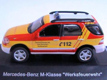  S044 Mercedes Benz ML-CLASS Schuco 1:87 Plastic Display
