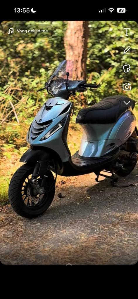 Piaggio zip 80cc, Fietsen en Brommers, Scooters | Piaggio, Zo goed als nieuw, Zip, Benzine, Ophalen of Verzenden