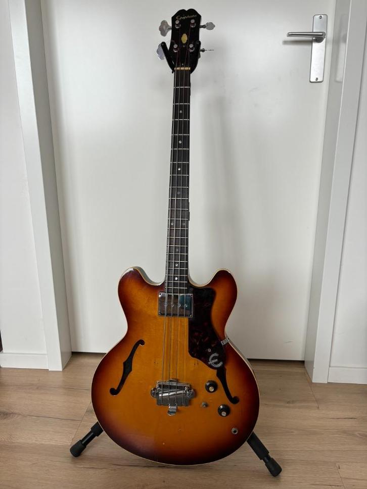Epiphone 1967 Rivoli, Muziek en Instrumenten, Snaarinstrumenten | Gitaren | Bas, Gebruikt, Semi-akoestisch, Ophalen