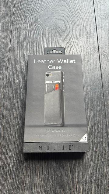 Mujjo iPhone 7 Leather Wallet Case beschikbaar voor biedingen
