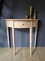 Riverdale Bijzettafel whitewash side table, Huis en Inrichting, Tafels | Sidetables, Ophalen, Zo goed als nieuw, Riverdale