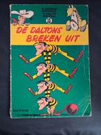 Lucky Luke 15 - De Daltons breken uit (Dupuis) 1966, Gelezen, Eén stripboek, Ophalen of Verzenden, Morris