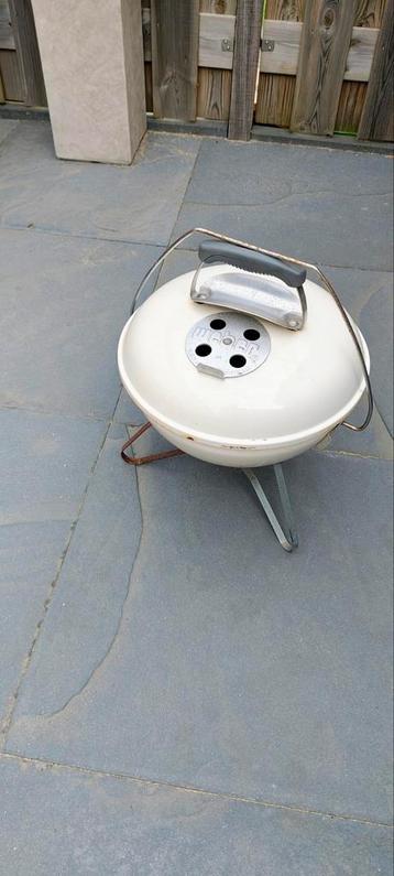 Weber smokey joe bbq  beschikbaar voor biedingen