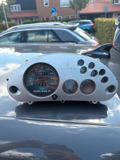 Km teller gilera runner dubbeldisk 125 180, Motoren, Tuning en Styling, Ophalen of Verzenden