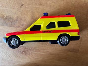 Duitse ambulance / Notarzt / ziekenwagen / ziekenauto beschikbaar voor biedingen