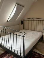 Metalen bedframe - Tweepersoons, Huis en Inrichting, Slaapkamer | Bedden, Ophalen, Zwart, Tweepersoons, 140 cm