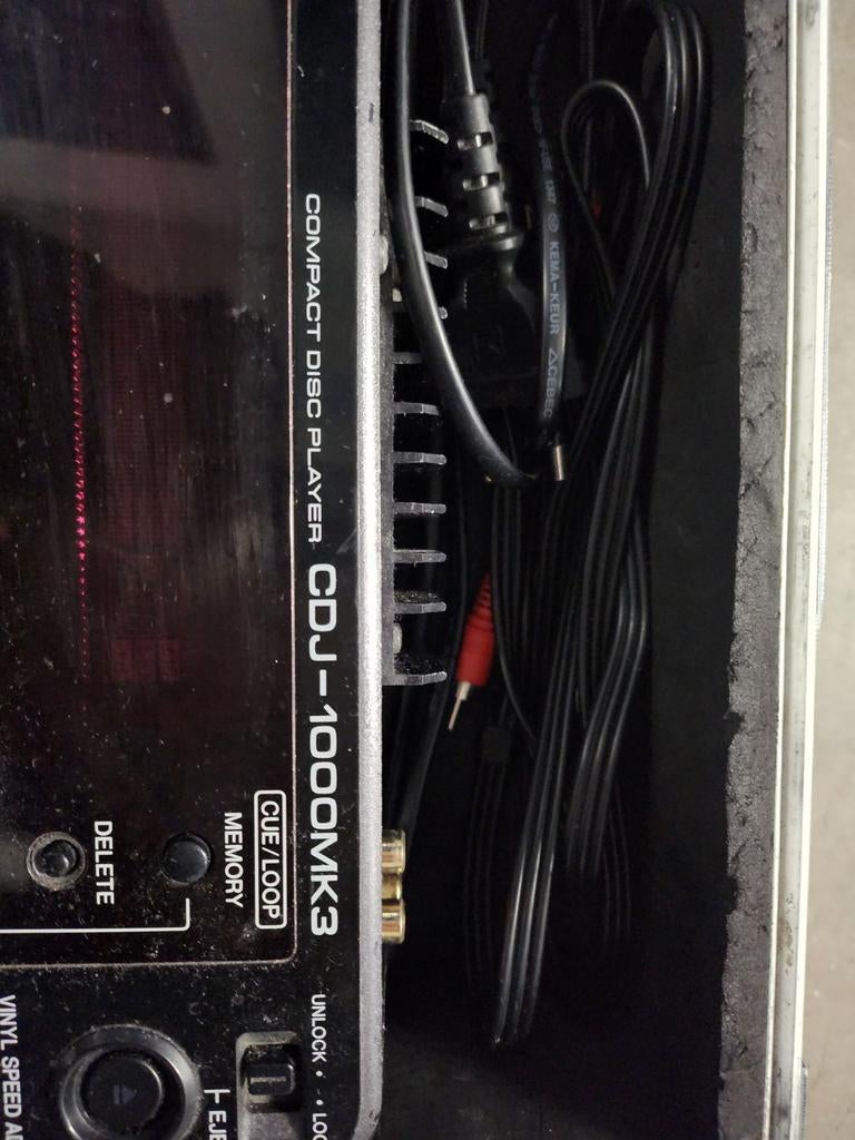 2x Pioneer CDJ-1000MK3 met flightcases, Ophalen of Verzenden, Gebruikt, Draaitafel, Pioneer