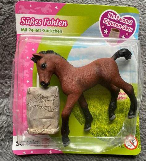 Schleich Andalusiër Veulen met accessoires ~ Horse Club, Verzamelen, Dierenverzamelingen, Zo goed als nieuw, Beeldje of Figuurtje