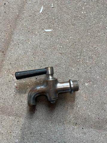 Oude Oliepomp Kraan beschikbaar voor biedingen