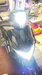 Te koop scooter NIEUW 0 km geheel compleet digitaal valexim, Fietsen en Brommers, Ophalen, Maximaal 45 km/u, Nieuw, Benzine