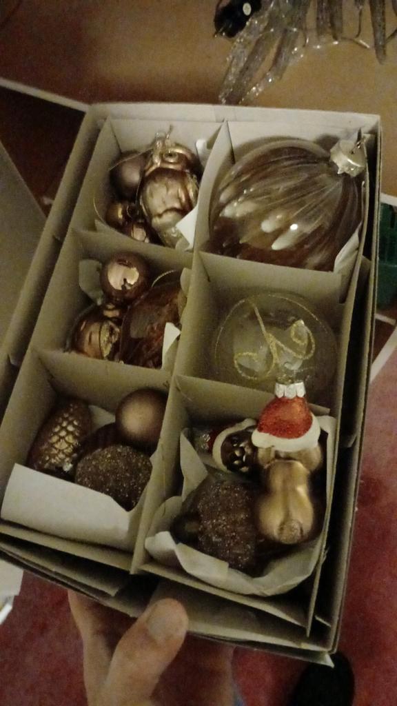 Goud kleurige kerstballen - kerstdecoratie, Diversen, Kerst, Ophalen