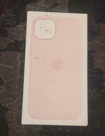 Apple iPhone 13 Silicone Case beschikbaar voor biedingen