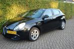 Alfa Romeo Giulietta 1.4 Turbo Multi AIR 2011 Zwart, Auto's, Voorwielaandrijving, 65 €/maand, Stof, 4 cilinders