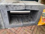 U vorm beton blok 2 stuks, Ophalen, Gebruikt