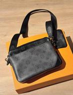 Louis Vuitton trio messenger bag, Sieraden, Tassen en Uiterlijk, Tassen | Schoudertassen, Ophalen of Verzenden, Zo goed als nieuw