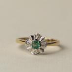 Vintage 9 karaat gouden ring smaragd diamant bloem cluster, Verzenden, Zo goed als nieuw, 17 tot 18, Nvt