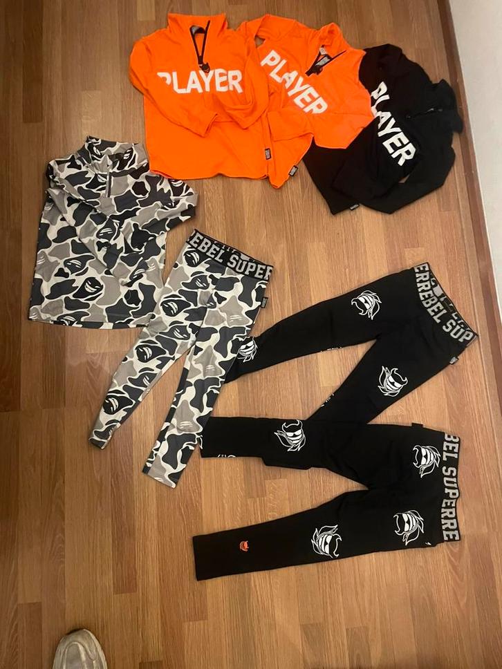 Super rebel ski pully’s en thermo legging, Kinderen en Baby's, Kinderkleding | Kinder-kledingpakketten, Zo goed als nieuw, Maat 104