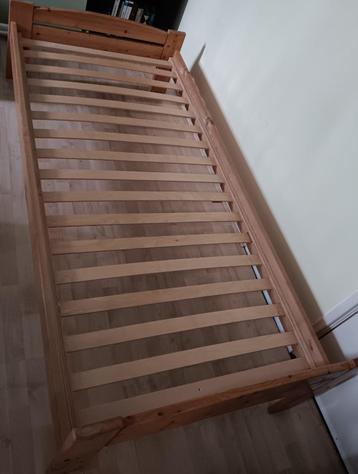 Houten bed 90x200 met lattembodem