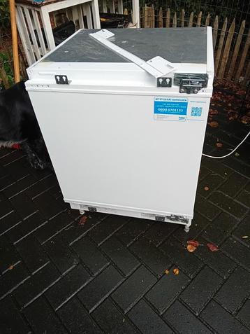 nette goed werkende Beko koelkast met vriesvakje beschikbaar voor biedingen