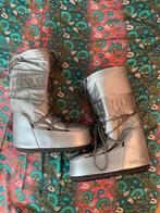 Moon boot zilver Maat 42-44, Kleding | Dames, Schoenen, Verzenden, Gedragen, Grijs, Snowboots