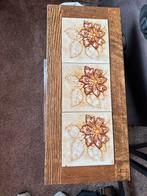 Vintage Bijzettafel met Tegels, Gebruikt, 55 tot 75 cm, Rechthoekig, Hout