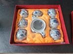 Te koop nieuw Chinees thee servies in originele doos., Ophalen of Verzenden, Nieuw, Overige stijlen, Compleet servies