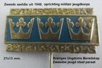 antiek Zweeds speldje uit 1948, opricht militair jeugdkorps, Ophalen of Verzenden, Overige soorten, Overige gebieden