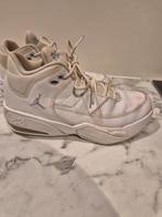 Jordan Max Aura 3 - Maat 38.5 - Gedragen, Wit, Ophalen of Verzenden, Sneakers of Gympen, Jordan