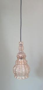 Vintage hanglamp van amberkleurig glas. 'chandelier'stijl, Gebruikt, Vintage, Ophalen of Verzenden, Glas