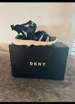 DKNY sandalen, Ophalen of Verzenden, Zo goed als nieuw, Meisje, Overige typen