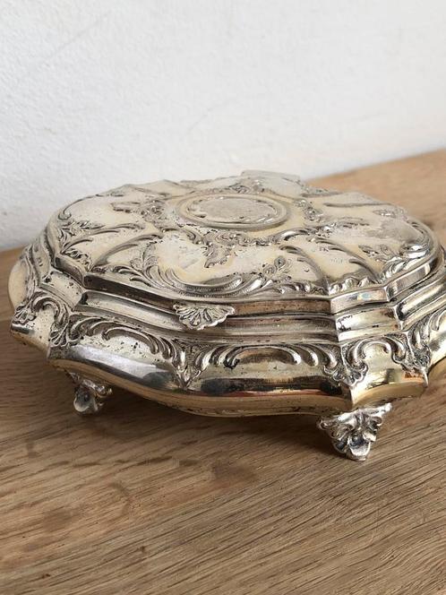 Antieke 800 Zilveren Sieradendoos, Antiek en Kunst, Antiek | Goud en Zilver, Zilver, Ophalen of Verzenden