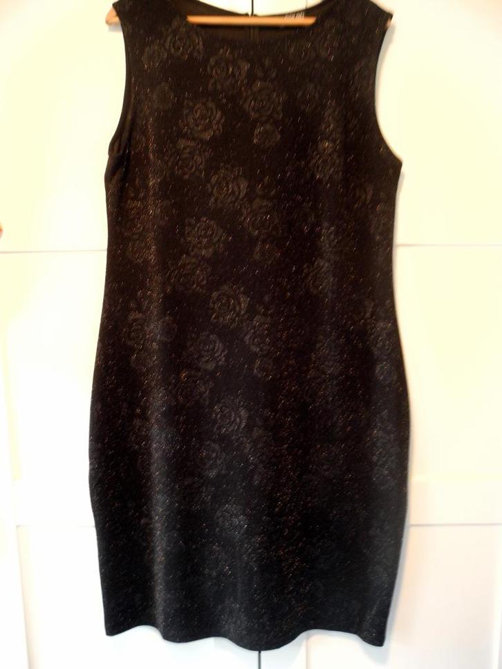zwarte mouwloze jurk van Norah maat 44, Kleding | Dames, Jurken, Zo goed als nieuw, Maat 42/44 (L), Zwart, Knielengte, Ophalen of Verzenden