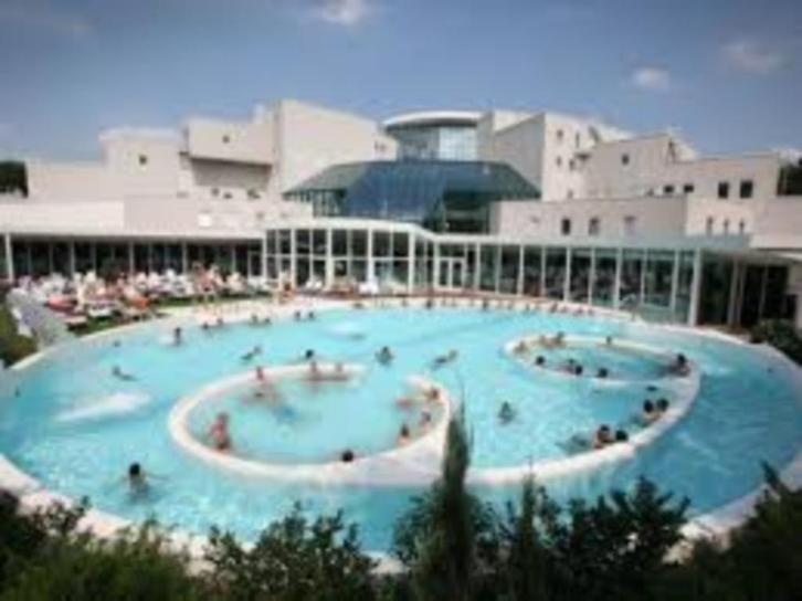 20% korting Sanadome Nijmegen, Tickets en Kaartjes, Kortingen en Cadeaubonnen, Drie personen of meer, Spa of Sauna, Kortingsbon