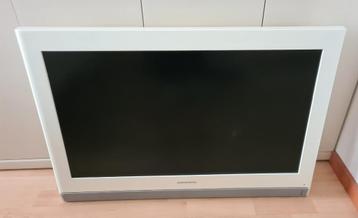 witte Grundig LCD-TV beschikbaar voor biedingen