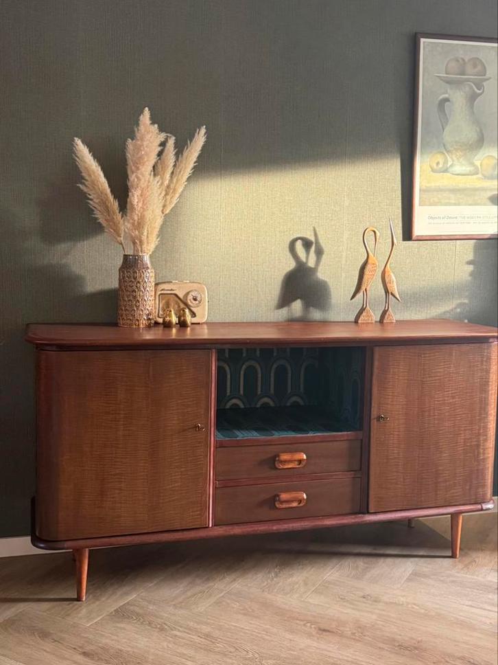 Vintage midcentury dressoir met artdeco print, Huis en Inrichting, Kasten | Dressoirs, Gebruikt, 150 tot 200 cm, 50 tot 75 cm