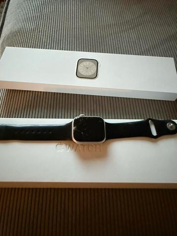 Glasschade - Apple Watch 8 - 41mm Starlight aluminium beschikbaar voor biedingen