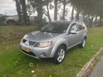 Mitsubishi Outlander 2.4 Invite (bj 2008), Auto's, Te koop, 1465 kg, Zilver of Grijs, Benzine