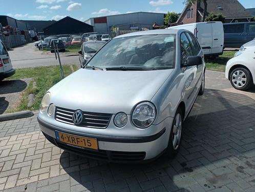 Volkswagen 2004 Grijs, Auto's, Volkswagen, Bedrijf, Benzine, Hatchback, Geïmporteerd, Zilver of Grijs, Ophalen
