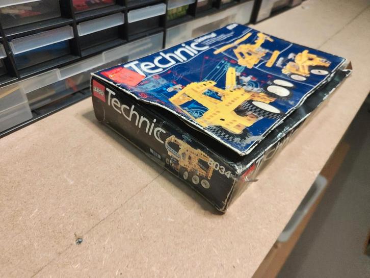 Lego technic universal 8034, Kinderen en Baby's, Speelgoed | Duplo en Lego, Zo goed als nieuw, Ophalen of Verzenden