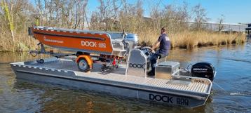 Dock Steel 800 werkboot ponton 8m x 3m beschikbaar voor biedingen
