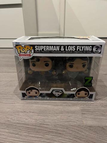 Superman& lois flying funko  beschikbaar voor biedingen