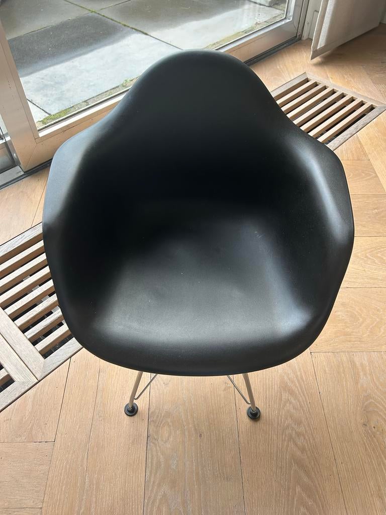 Vitra Kinderstoel - Design Klassieker, Ophalen, Kunststof, Gebruikt, Zwart