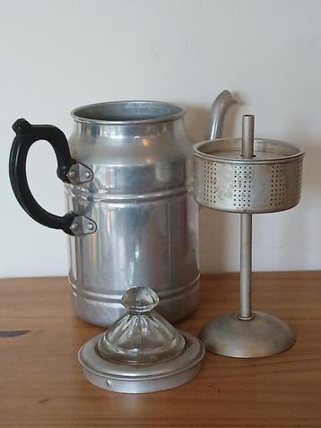 antieke KOFFIEKAN,percolator,metaal beschikbaar voor biedingen