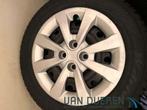 Kia Rio 2011- set stalen wielen met wieldoppen Yokohama wint, Auto-onderdelen, Banden en Velgen, 15 inch, -, -, Banden en Velgen
