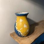 Vintage Chinese vaas met bloemmotief, Antiek en Kunst, Curiosa en Brocante, Ophalen of Verzenden