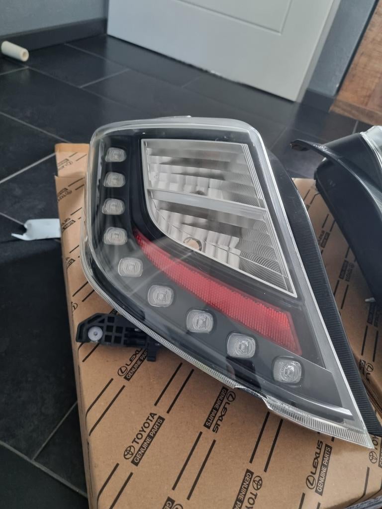 Toyota Yaris LED Achterlicht links, Auto-onderdelen, Verlichting, Toyota, Gebruikt, Ophalen of Verzenden