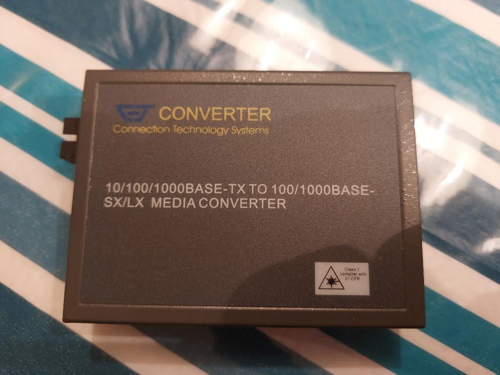 Gigabit Ethernet glasvezel mediaconverter,, Ophalen of Verzenden, Zo goed als nieuw, Tv en Weergevers