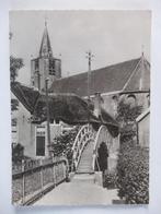 X36 Noordeloos - Dorpsgezicht met kerk - 1972, Verzamelen, Ansichtkaarten | Nederland, Verzenden, 1960 tot 1980, Gelopen, Zuid-Holland